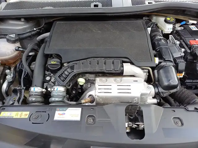 Peugeot 2008 view 5