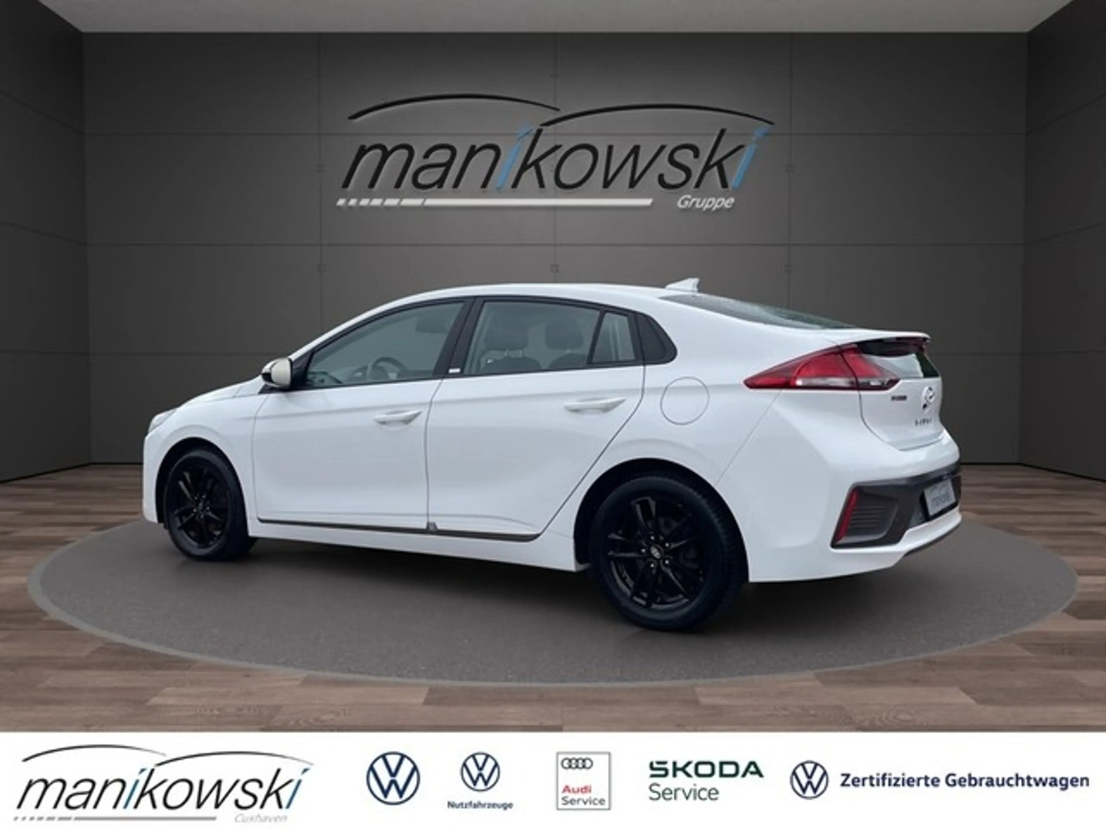 Hyundai IONIQ 1.6GDI Hybrid *Trend*SHA+RFK+Stzhzg+GJR+ — photo 3