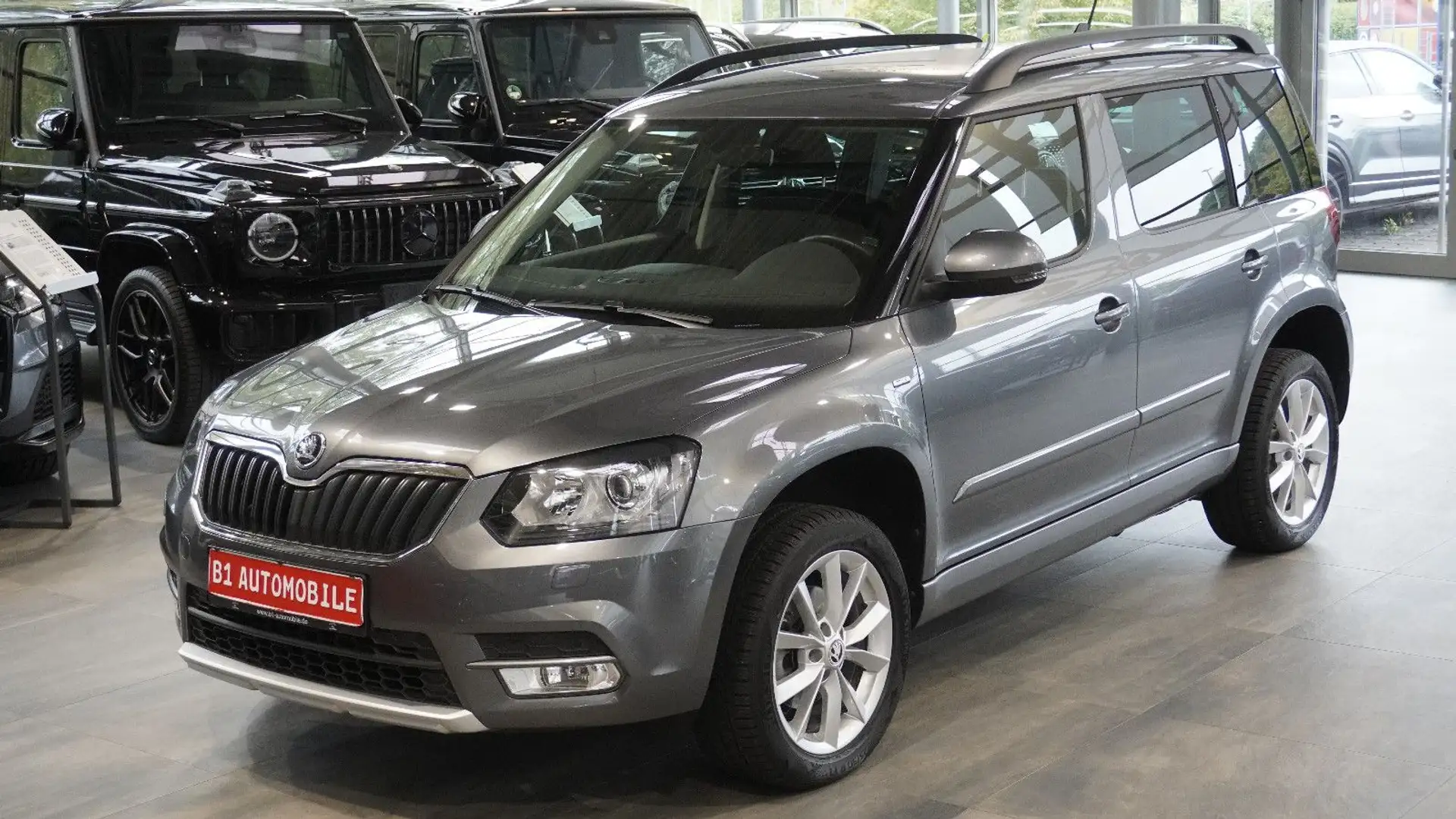 Skoda Yeti Drive 4x4*NAVI*KAM*DAB*SHZ*APP-CONNECT* Grau - 1