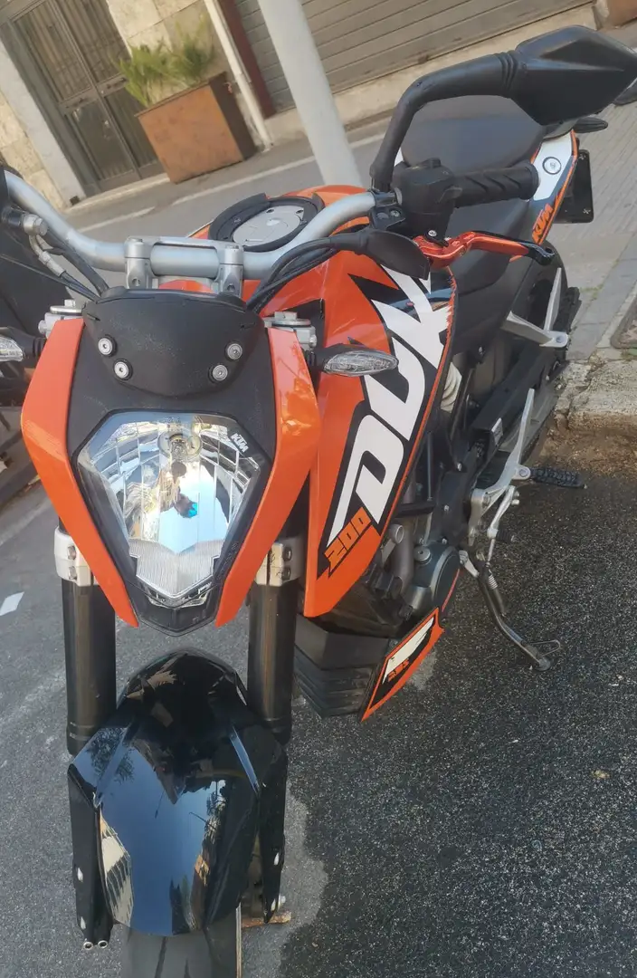 KTM 200 Duke Orange - 1