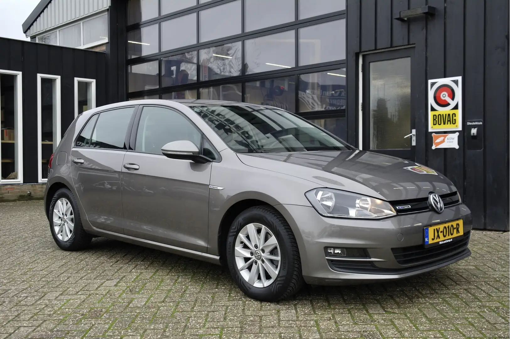 Volkswagen Golf 1.0 TSI Edition | NL-Auto | Camera | Airco Gris - 1