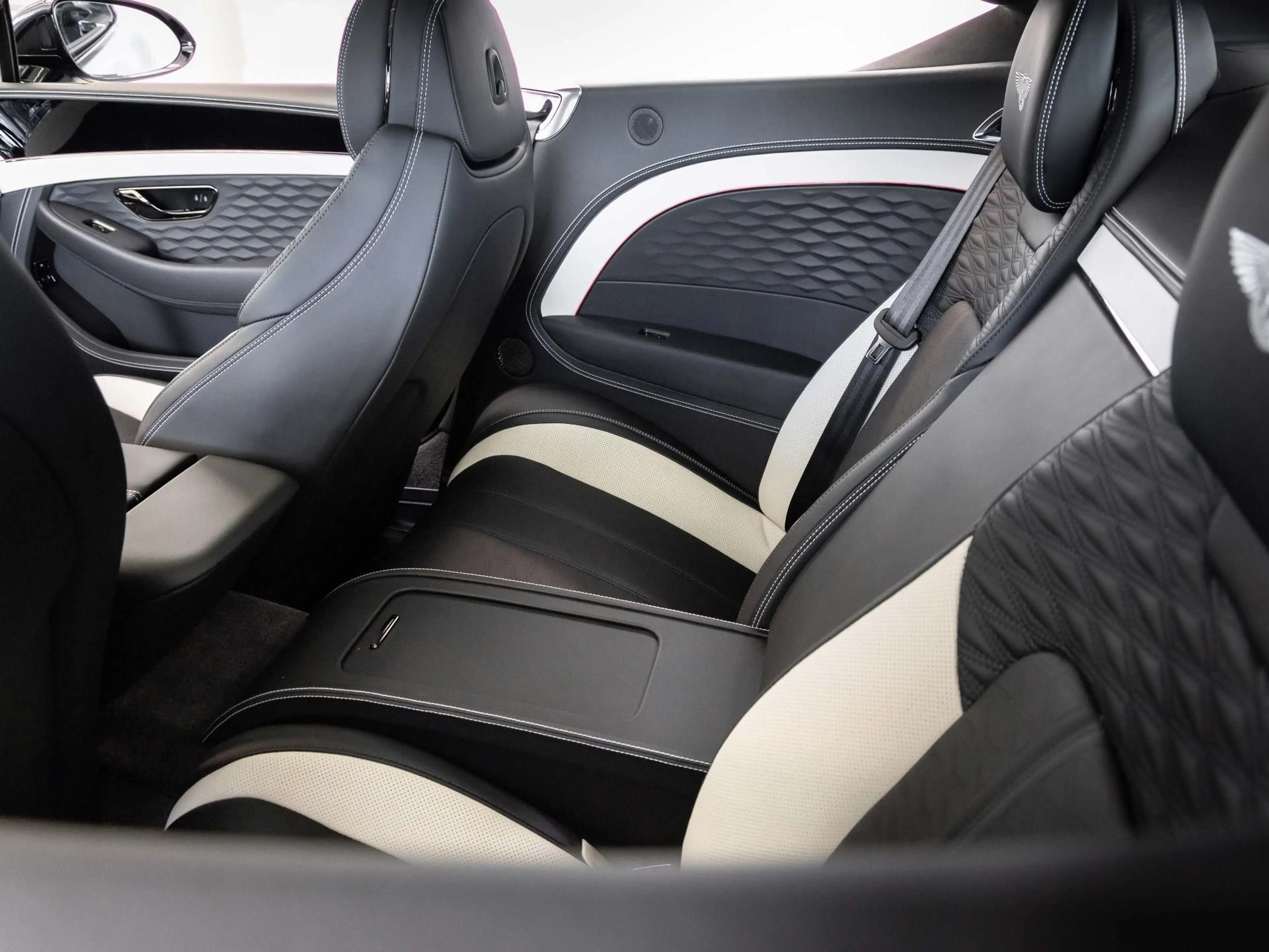 Bentley Continental GT S (MY26) Hybrid BENTLEY MANNHEIM — photo 9