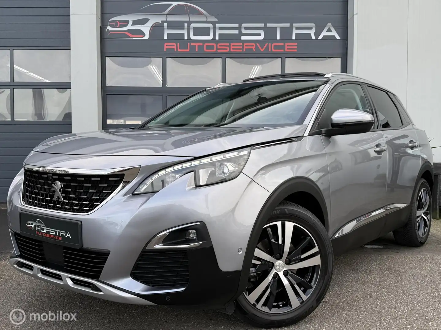 Peugeot 3008 1.6 e-THP Aut. Pano Trekhk CarPlay Led 165Pk! Gris - 1