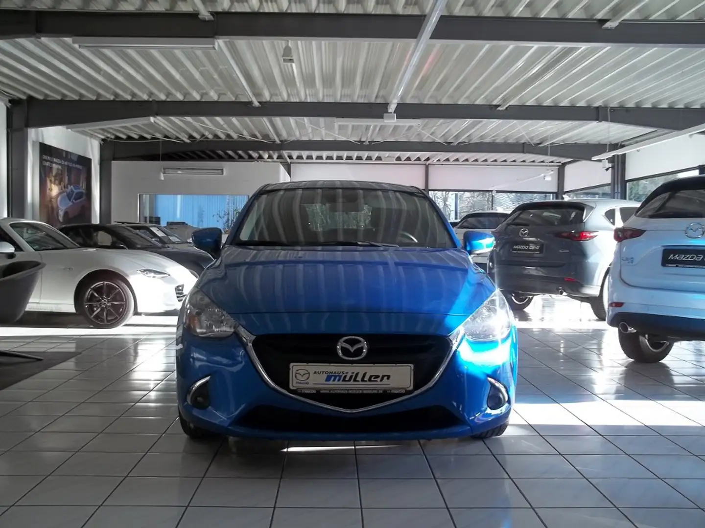 Mazda 2 2018 SKYACTIV-G 90 66 kW (90 PS) Sondermodell Kizo Blau - 1