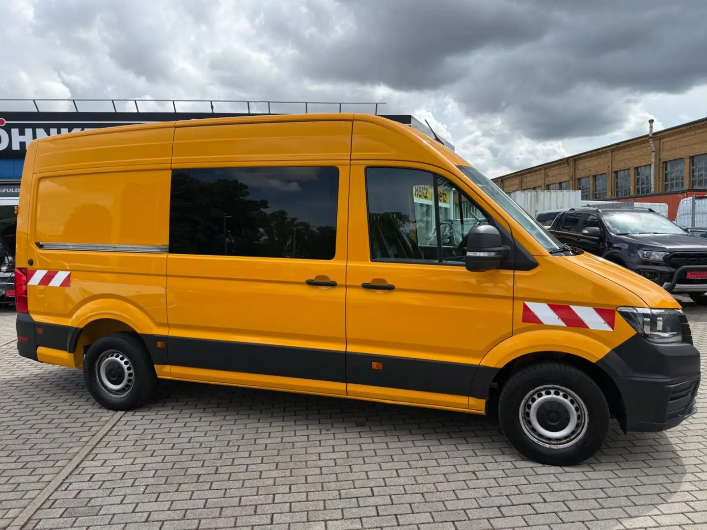 Volkswagen Crafter Kasten Kasten 35 mittellang Hochdach FWD Jaune - 2