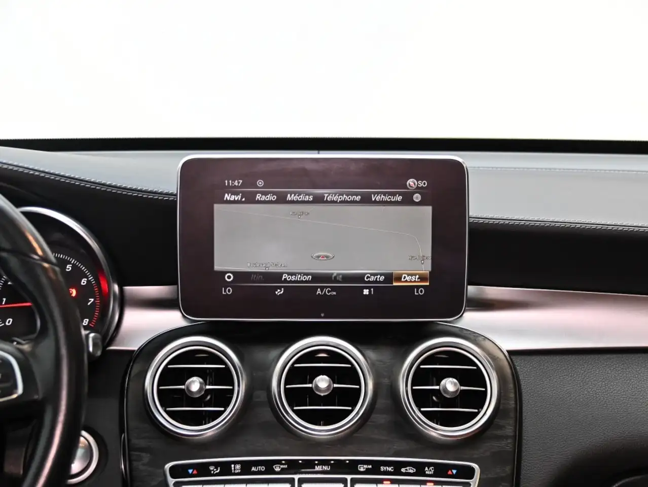 Mercedes-Benz GLC снимка Mercedes-Benz GLC