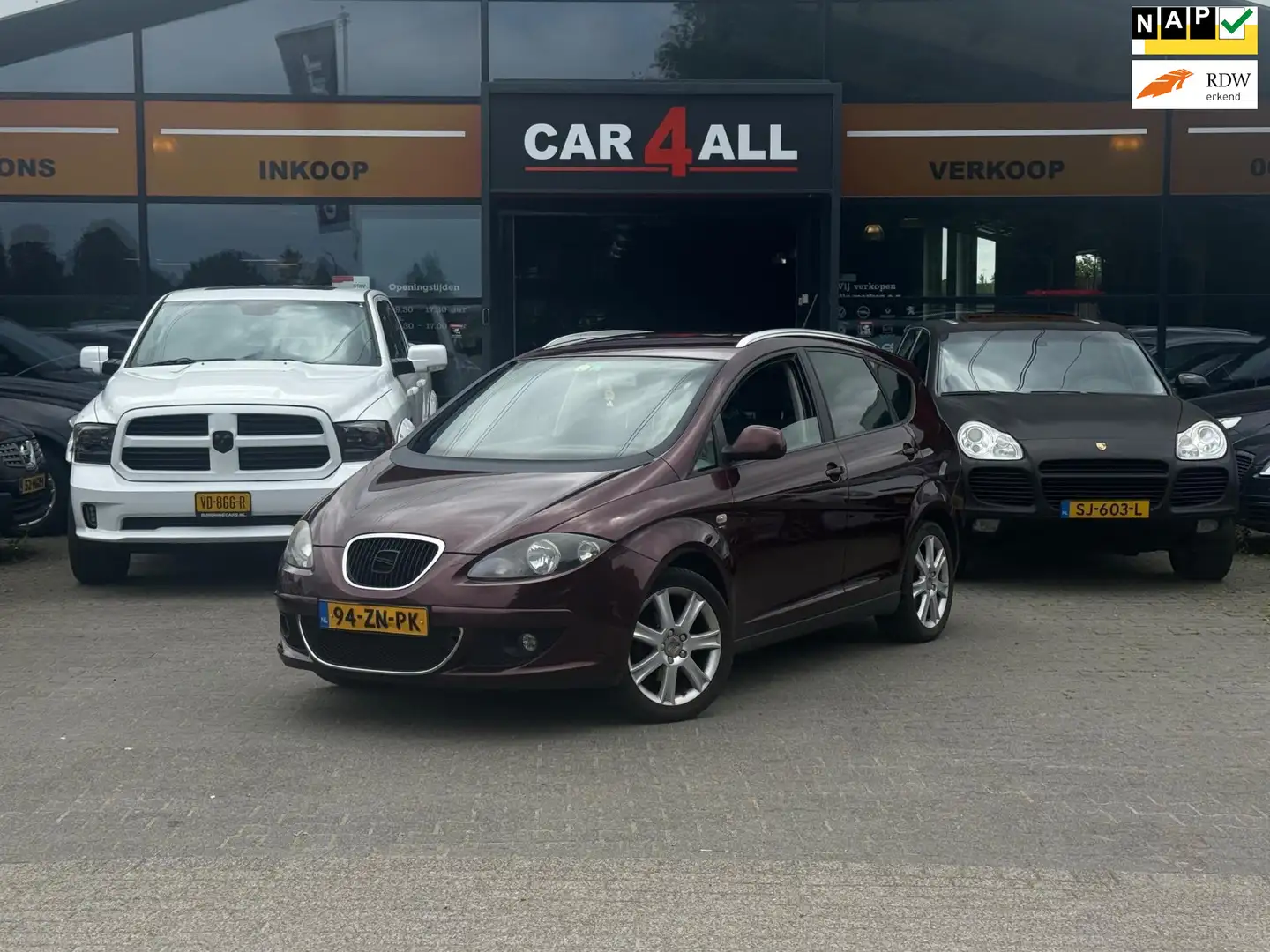 SEAT Altea XL 1.4 TSI Stylance PDC/TREKHAAK/CLIMA/NWE KETTING Rood - 1