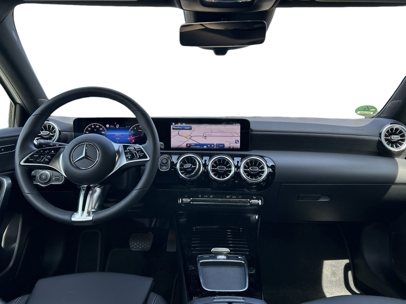Mercedes-Benz A 200 Kompaktlimousine Progressive Panorama Mult — photo 8