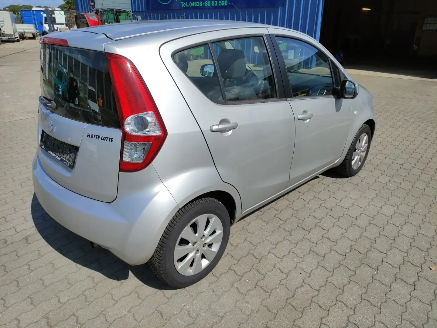 Suzuki Splash 1.2 Automatik Comfort Серебристый - 2
