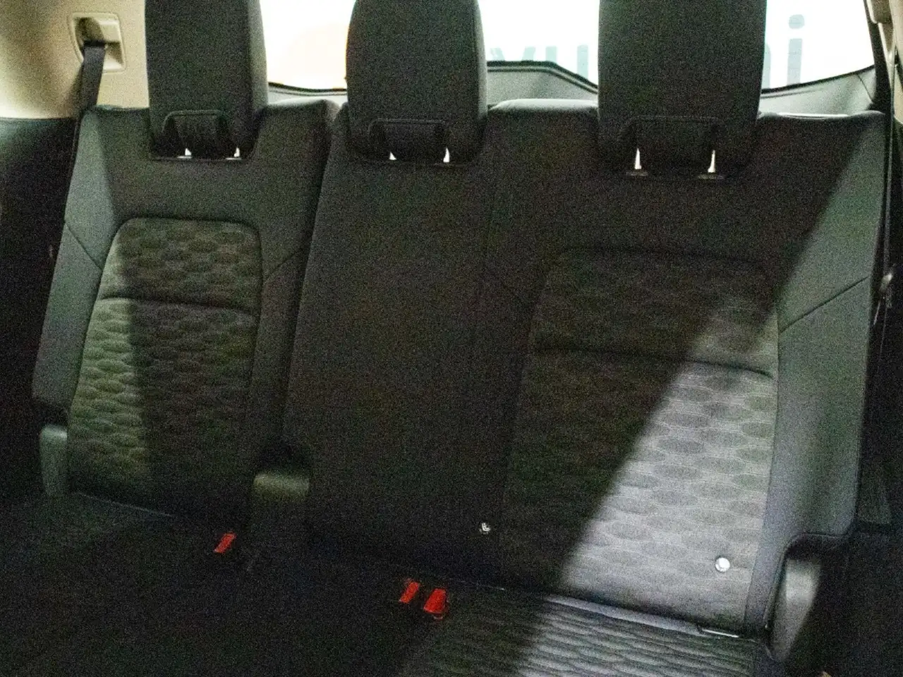 Nissan Pathfinder снимка Nissan Pathfinder