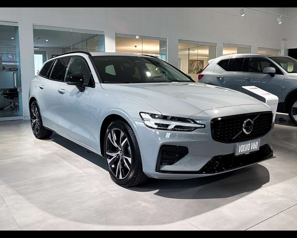 Volvo V60 Plus Dark B4 AUT