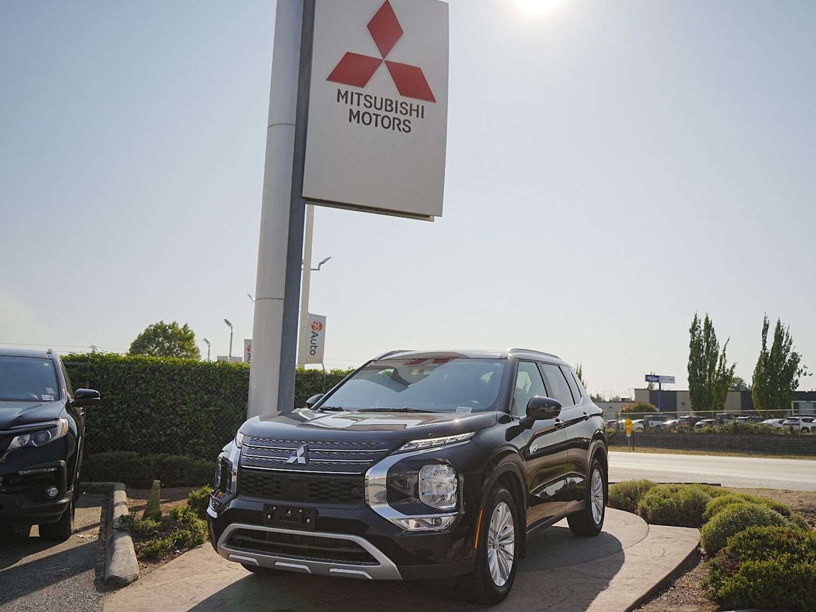 2025 Mitsubishi Outlander PHEV