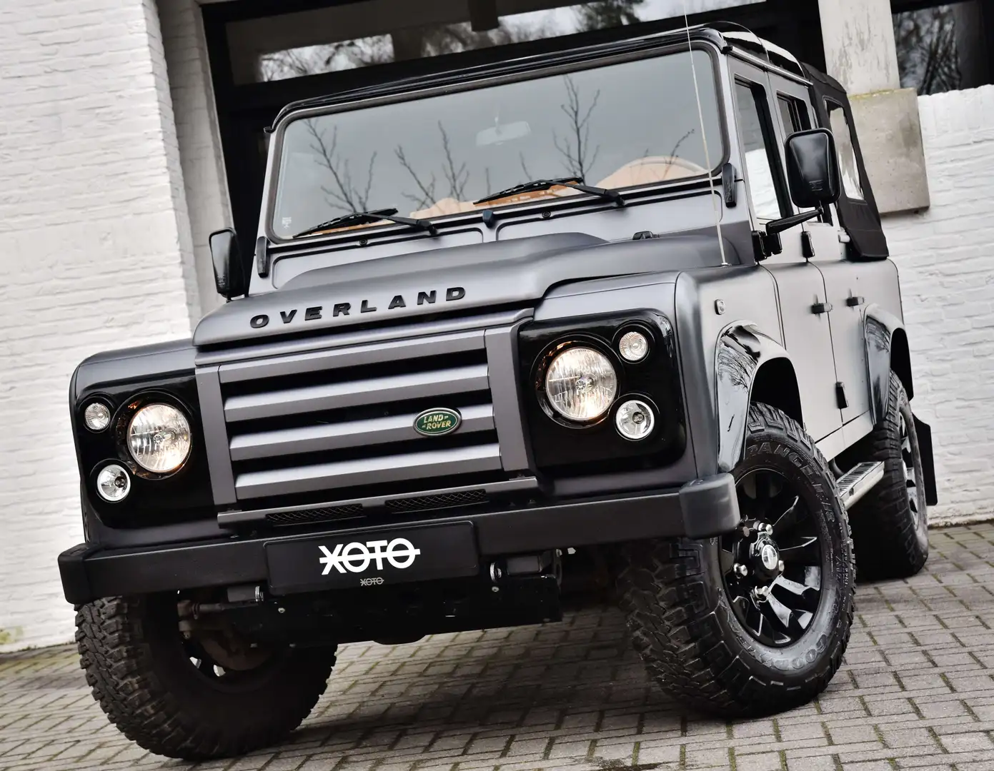 Land Rover Defender 110 CREW CAB DCPU LIMITED OVERLAND EDITION Gris - 1