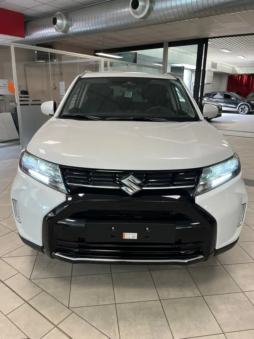 Suzuki Vitara 1.4h Cool PLUS 4wd '25--RISPARMIO 7000€ Bianco - 2