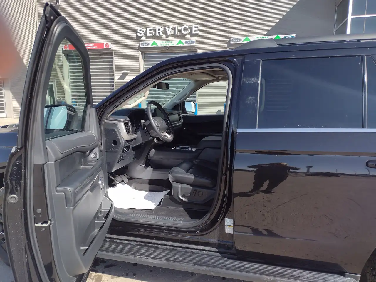 Ford Expedition снимка Ford Expedition