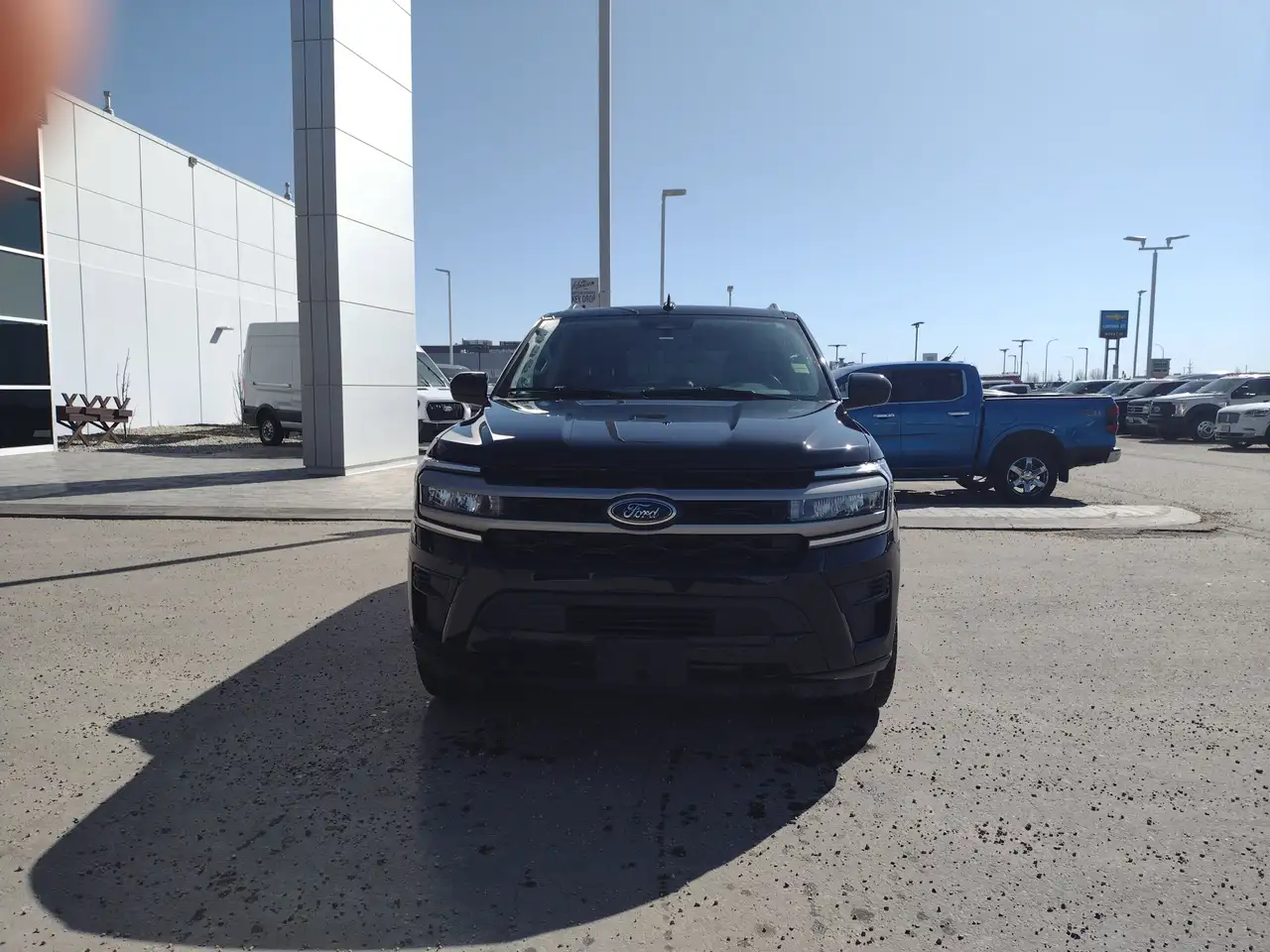 Ford Expedition снимка Ford Expedition