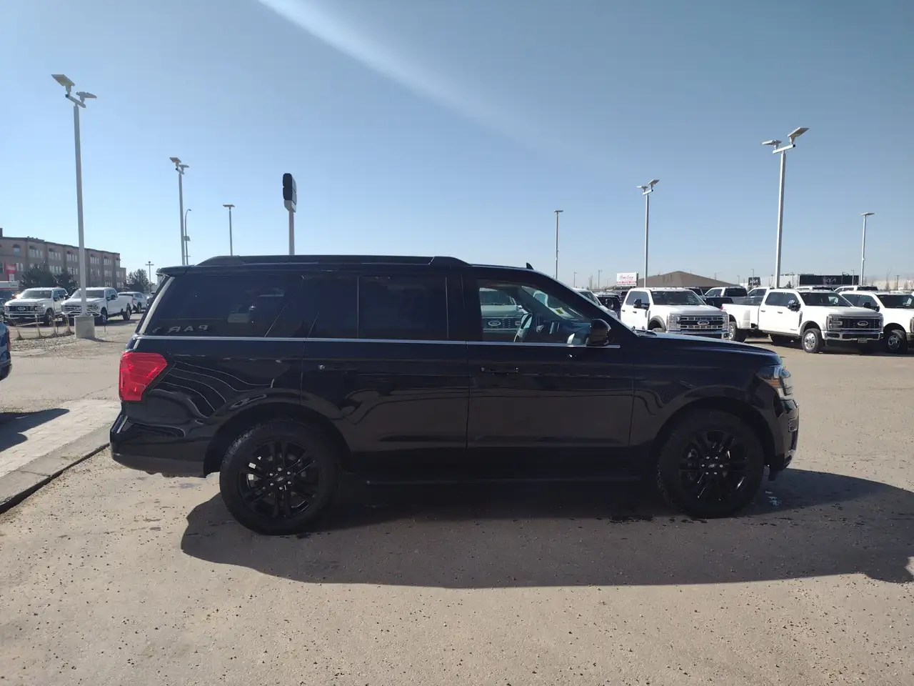 Ford Expedition снимка Ford Expedition