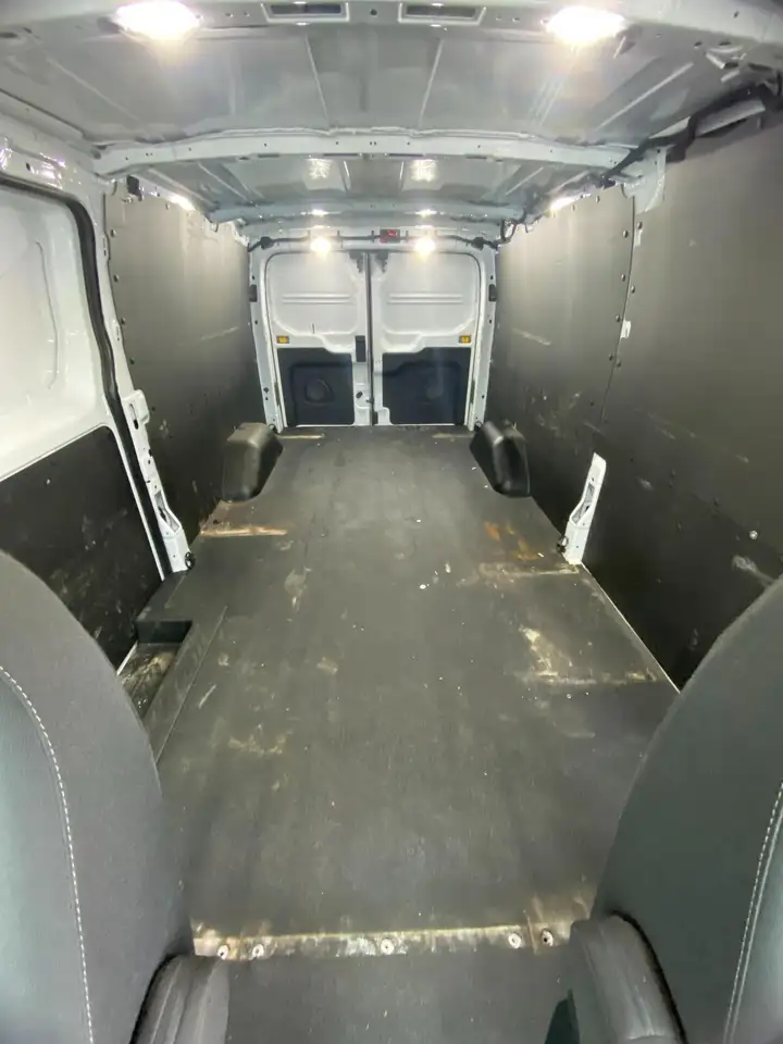 Ford Transit снимка Ford Transit