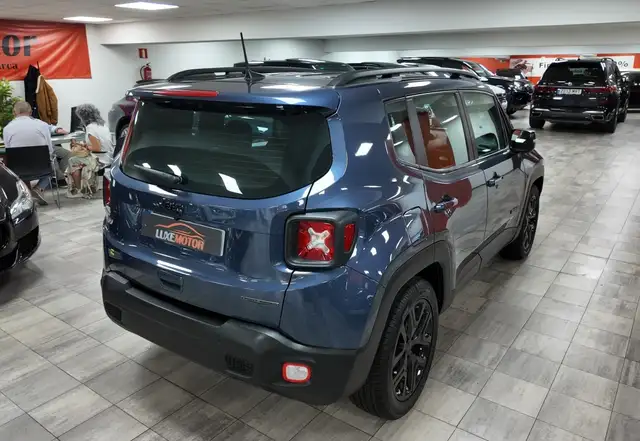 Jeep Renegade view 6