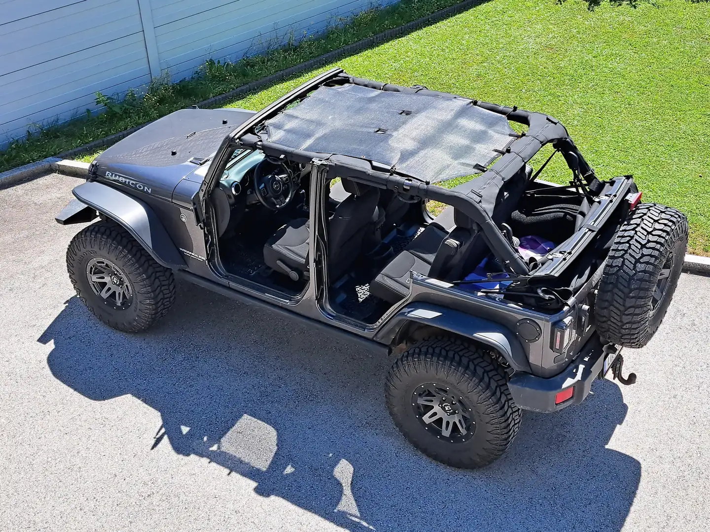 Jeep Wrangler Unlimited Rubicon 2,8 CRD Automatik, Komplettumbau Gris - 1