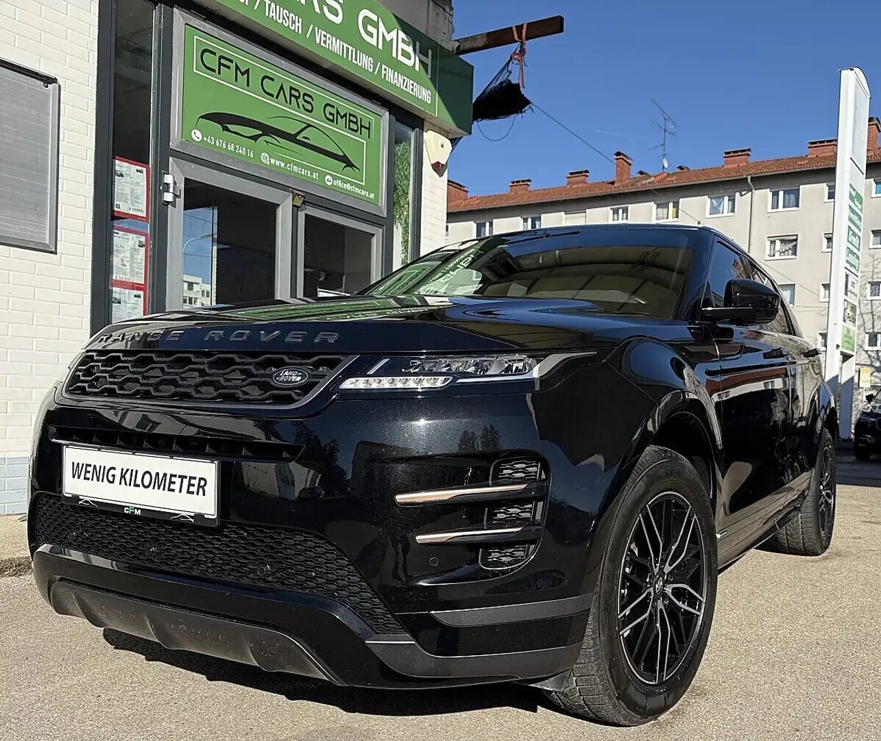 Land Rover Range Rover Evoque 2,0 D150 R-Dynamic S Aut. Schwarz - 1