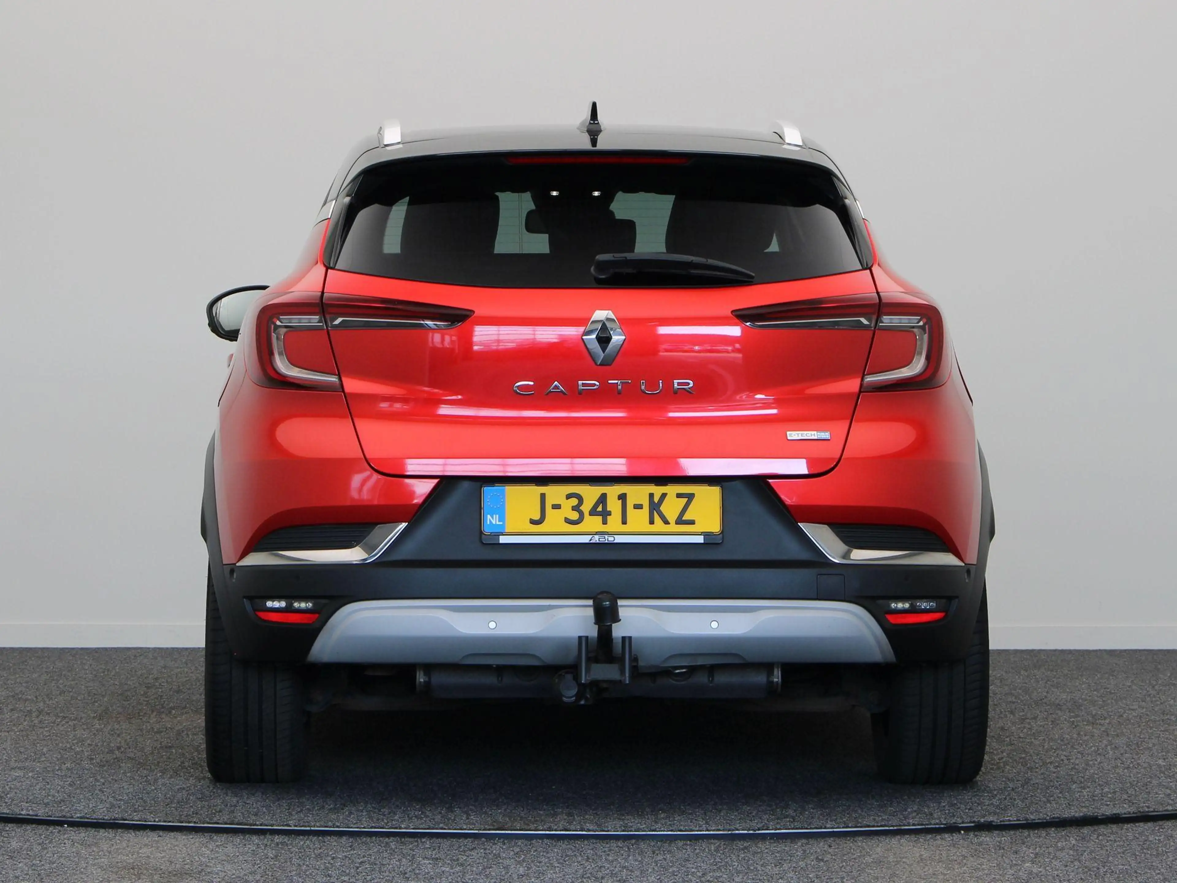 Renault Captur 1.6 E-Tech Plug-in Hybrid 160 Intens | 89% SOH | T — photo 8