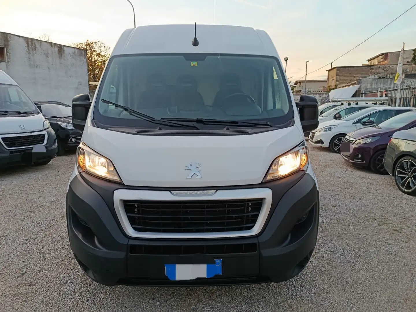 Peugeot Boxer 2.2 BlueHDi 140cv L3H2 Білий - 1