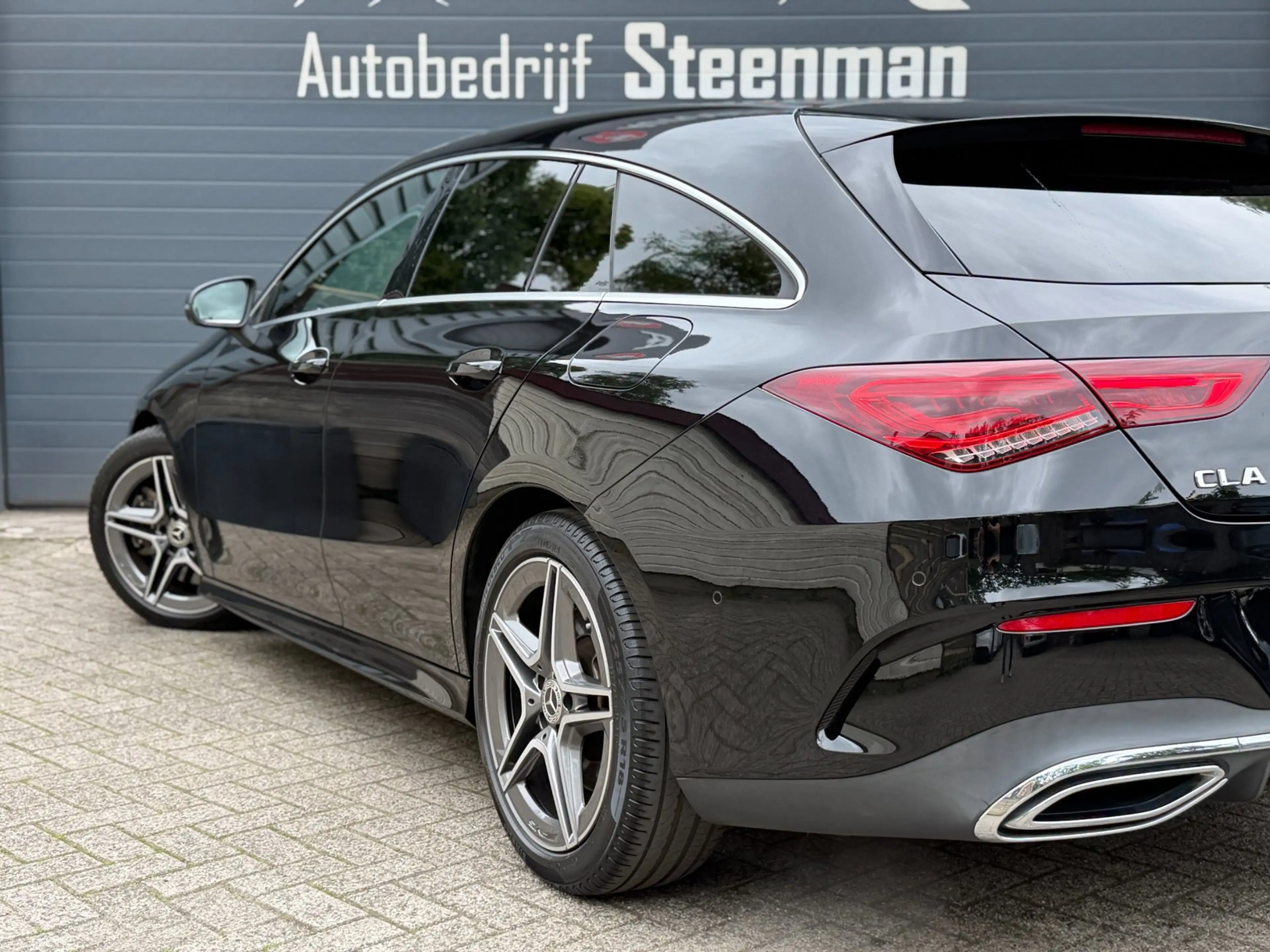 Mercedes-Benz CLA 220 Shooting Brake Advantage | Trh. — photo 12