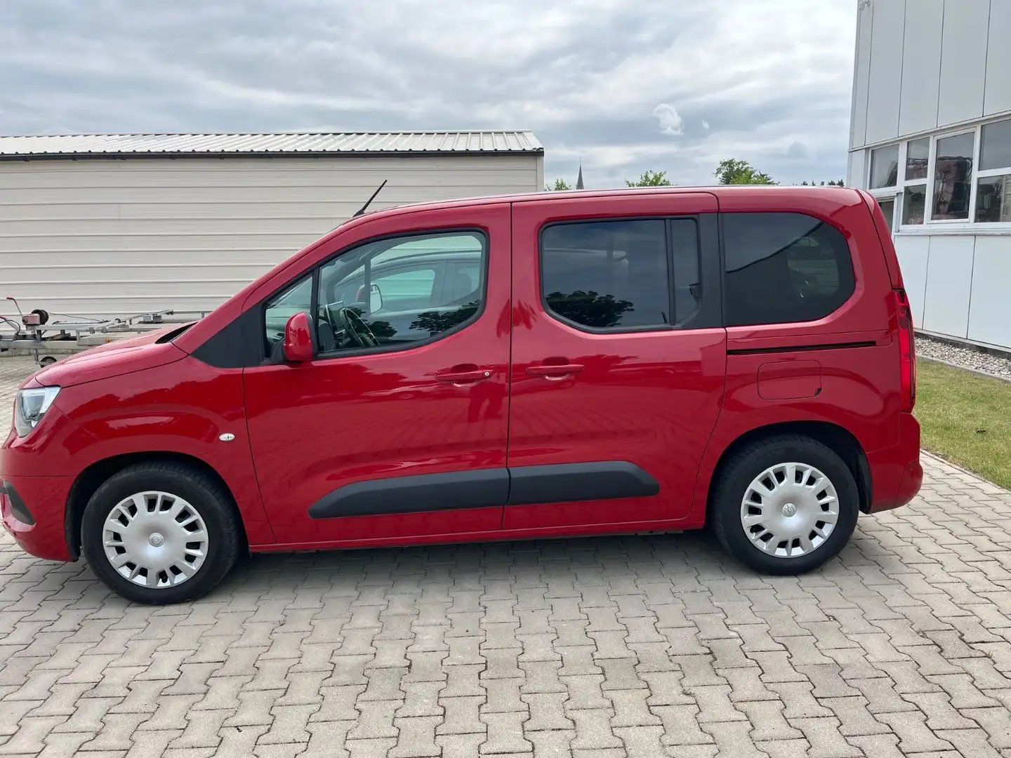 Opel Combo Life Rojo - 2