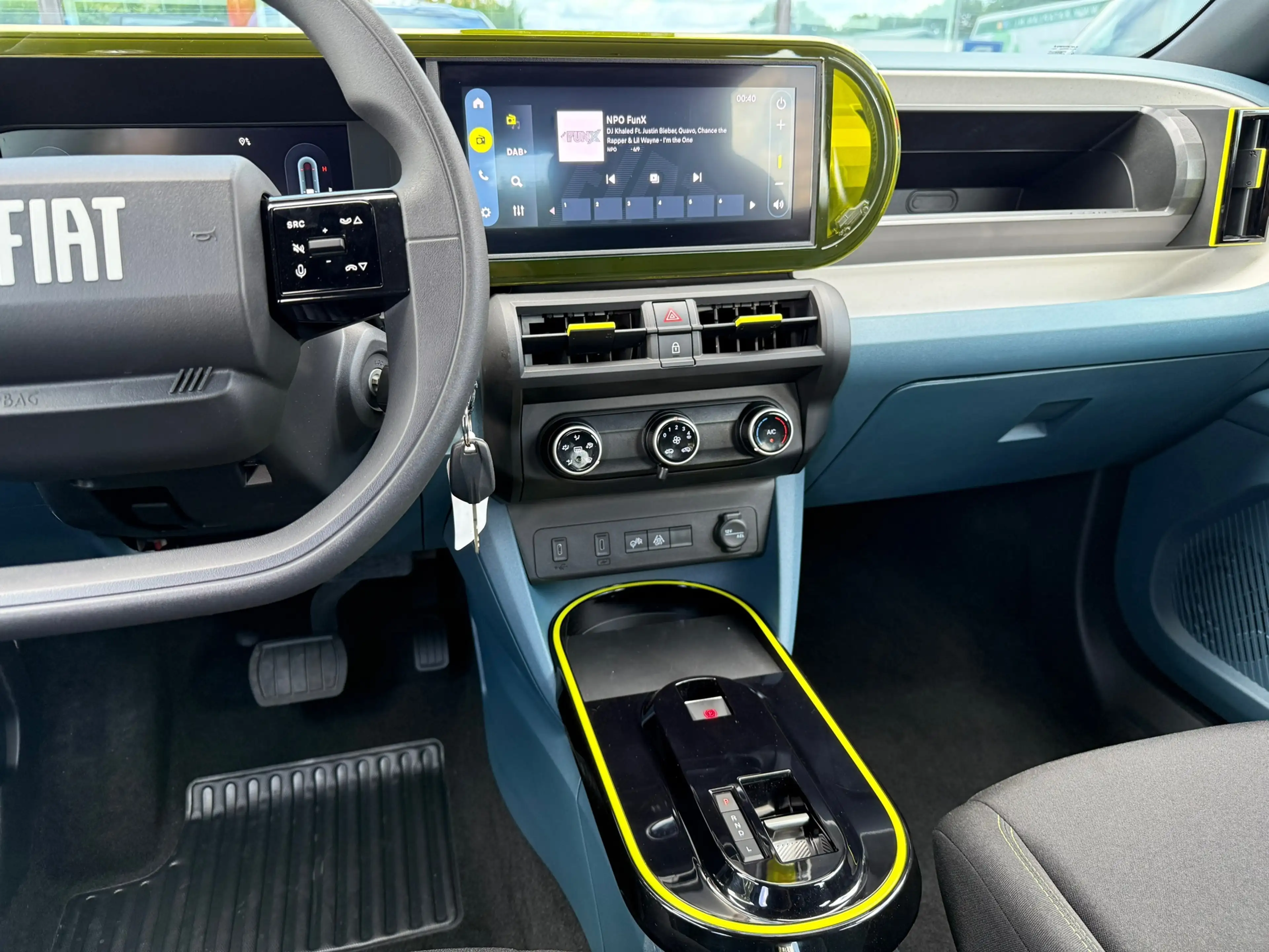 Fiat Grande Panda 1.2 Hybrid ICON - Automaat - Media - Airco - Nieuw — photo 10