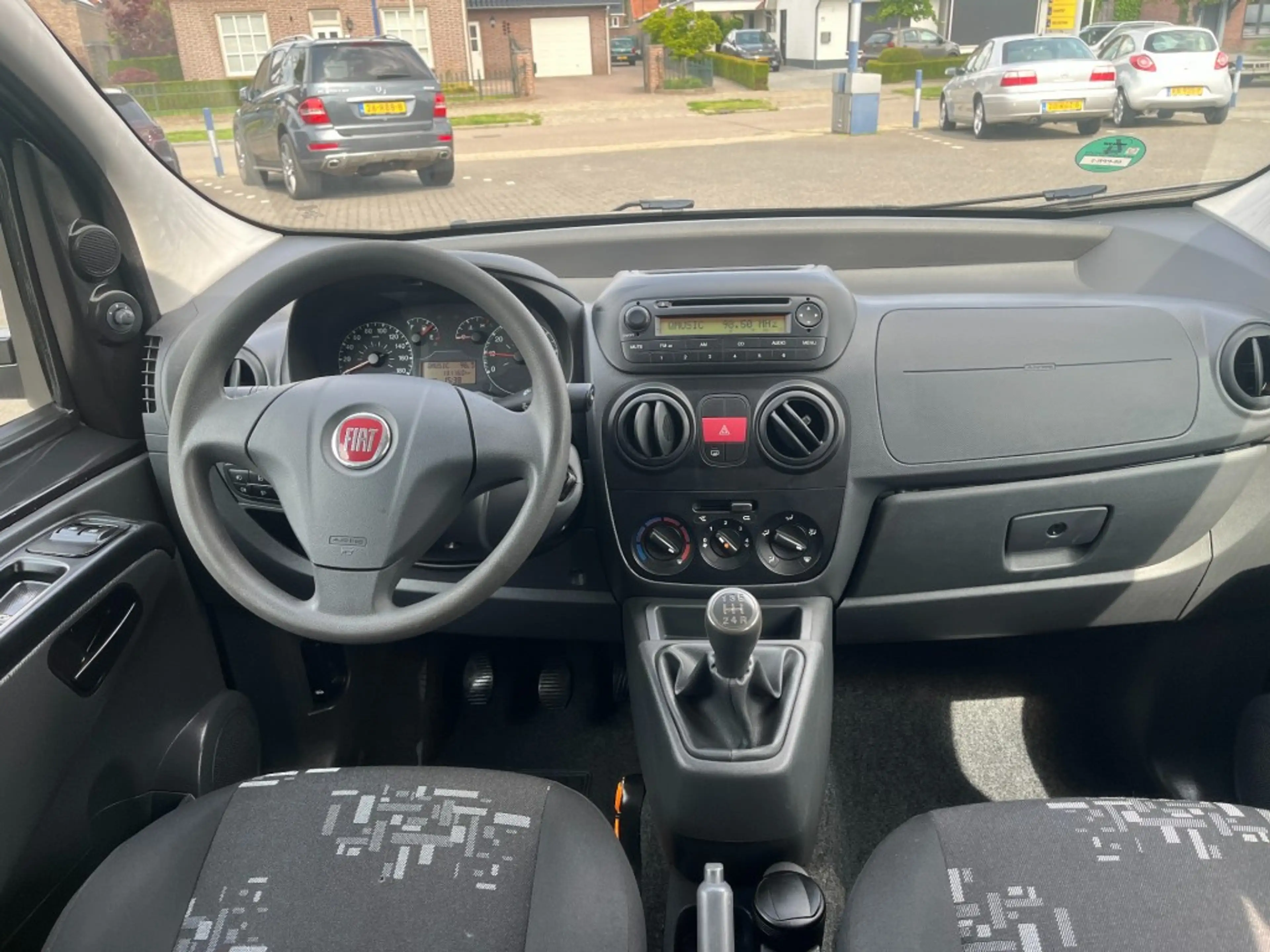 Fiat Qubo 1.4 TREKKING, AIRCO,TREKHAAK, uitstekende staat! — photo 15