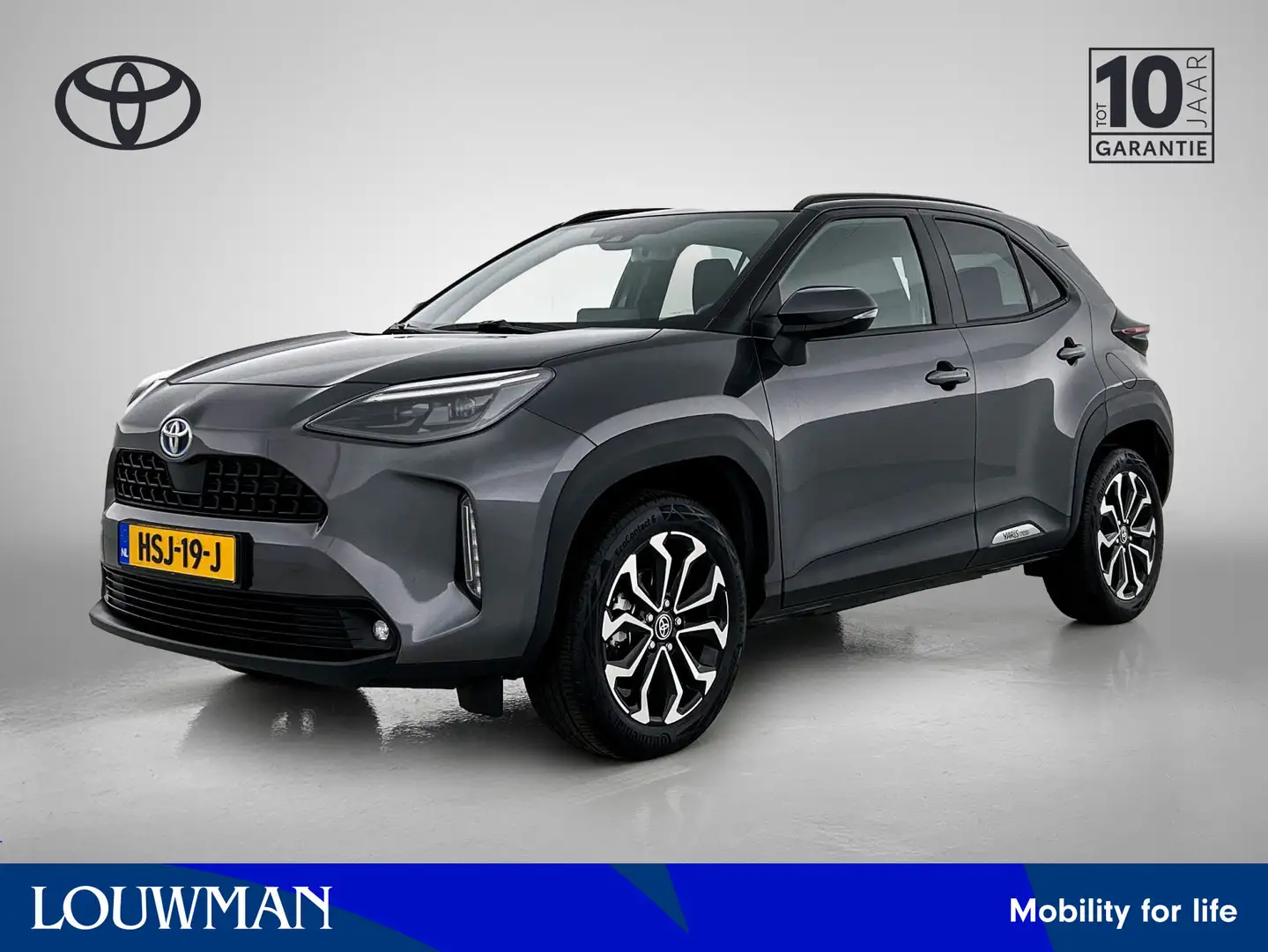 Toyota Yaris Cross 1.5 Hybrid Dynamic Grijs - 1