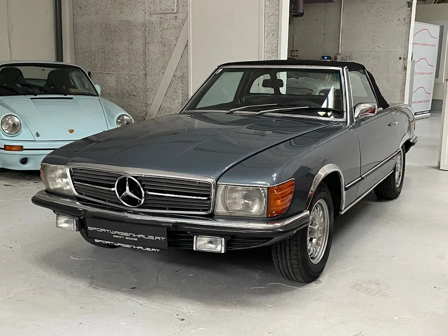 Mercedes-Benz SL 350 350SL erste Serie, restauriert, neues Verdeck! Šedá - 1