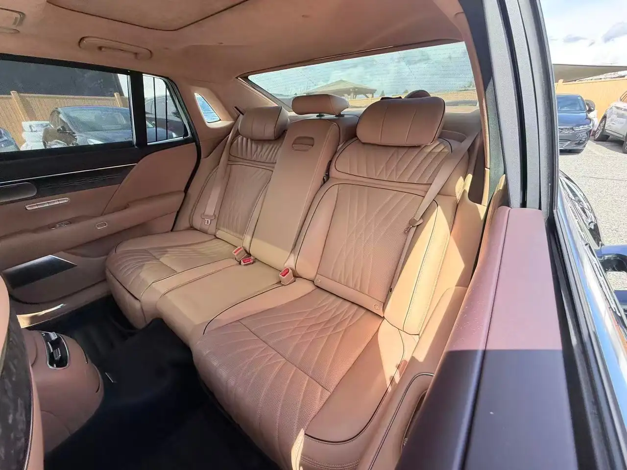 Genesis G90 снимка Genesis G90