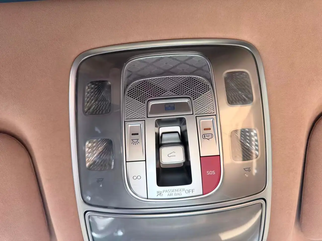 Genesis G90 снимка Genesis G90