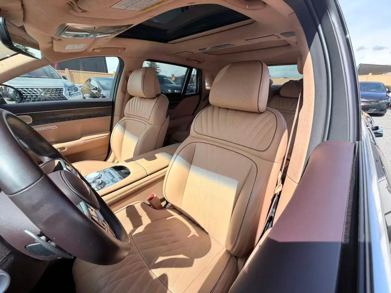 Genesis G90 снимка Genesis G90