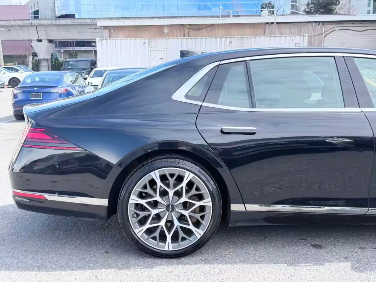 Genesis G90 снимка Genesis G90