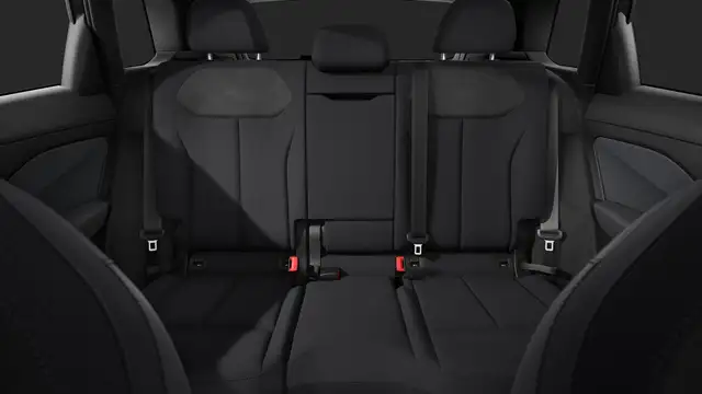 Audi Q3 view 7