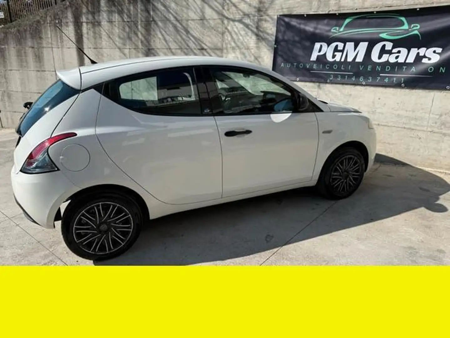 Lancia Ypsilon - 2