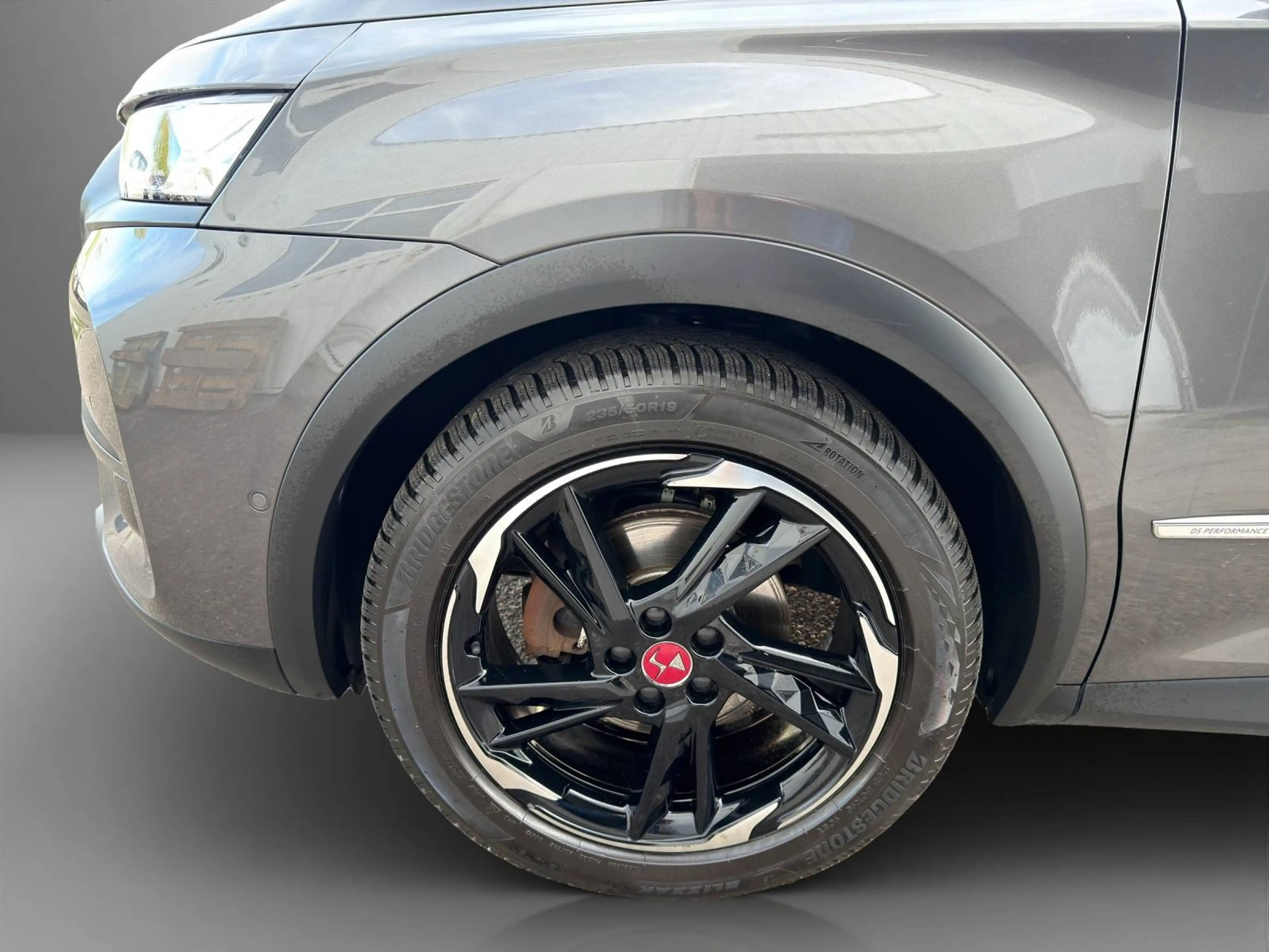 DS Automobiles DS 7 Crossback BlueHDi 130 EAT8 Performance Line *PANO, ACC, LED* — photo 11