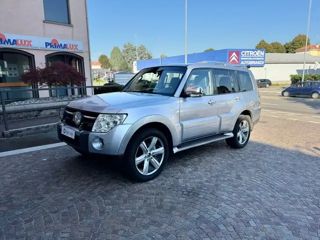 Mitsubishi Pajero Pajero 3.2 CR Invite 5p