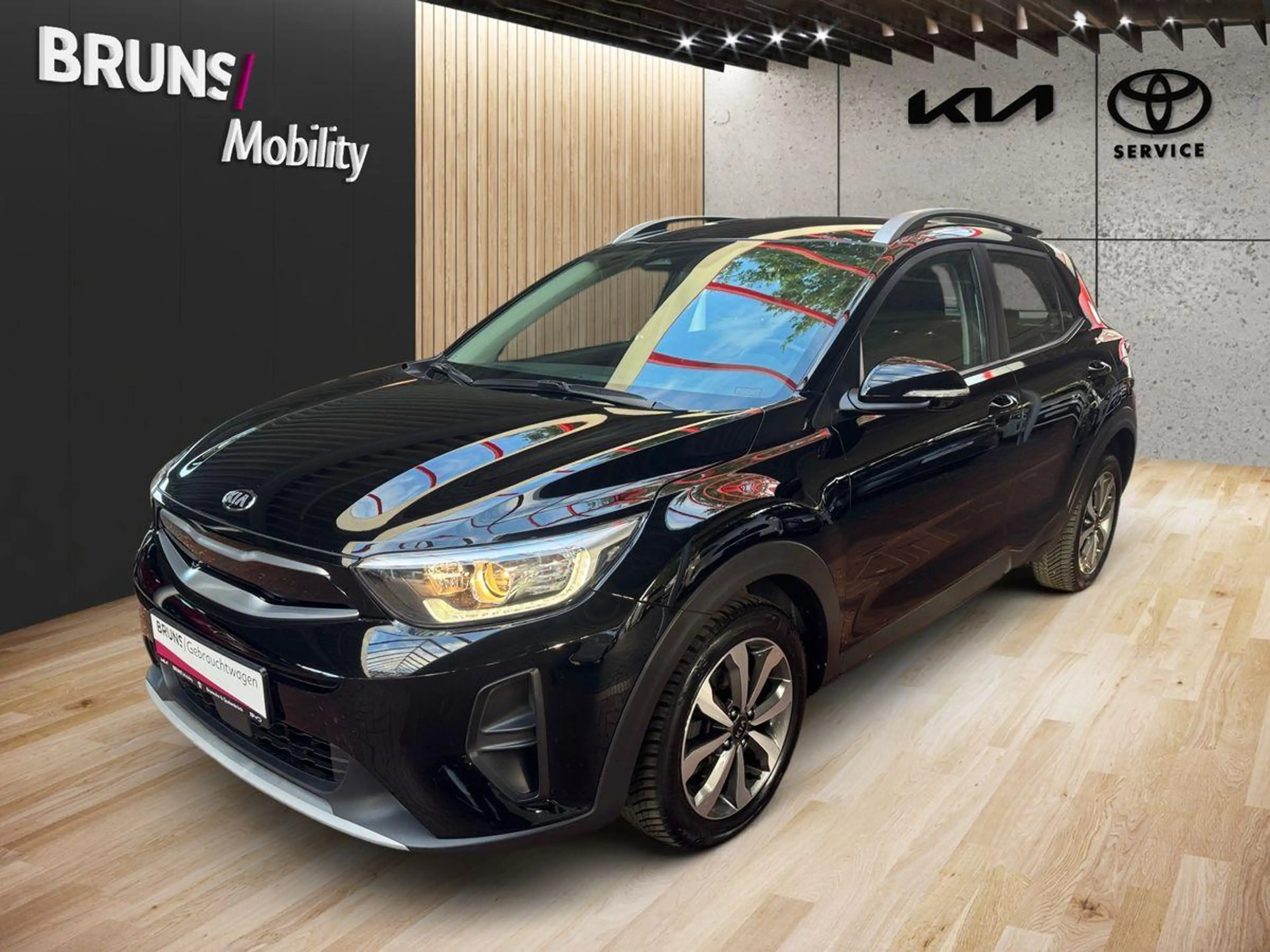Kia Stonic Vision 1.0 TGDI — photo 2