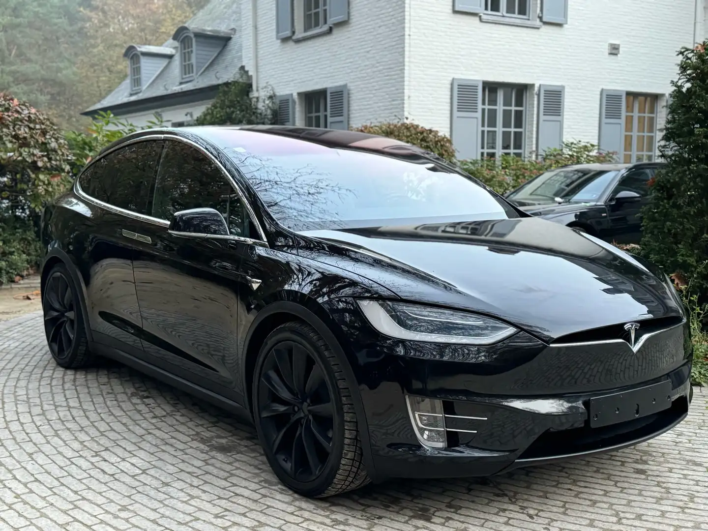 Tesla Model X 75D Dual Motor/7 seats/ AP/mcu2/ 22''wheels Black - 1