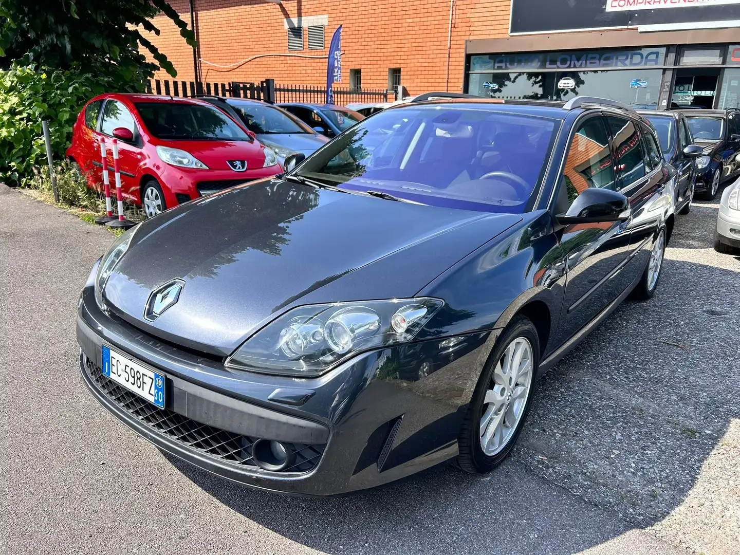 Renault Laguna Laguna SporTour 2.0 dci 4Control 150cv proactive Gris - 1