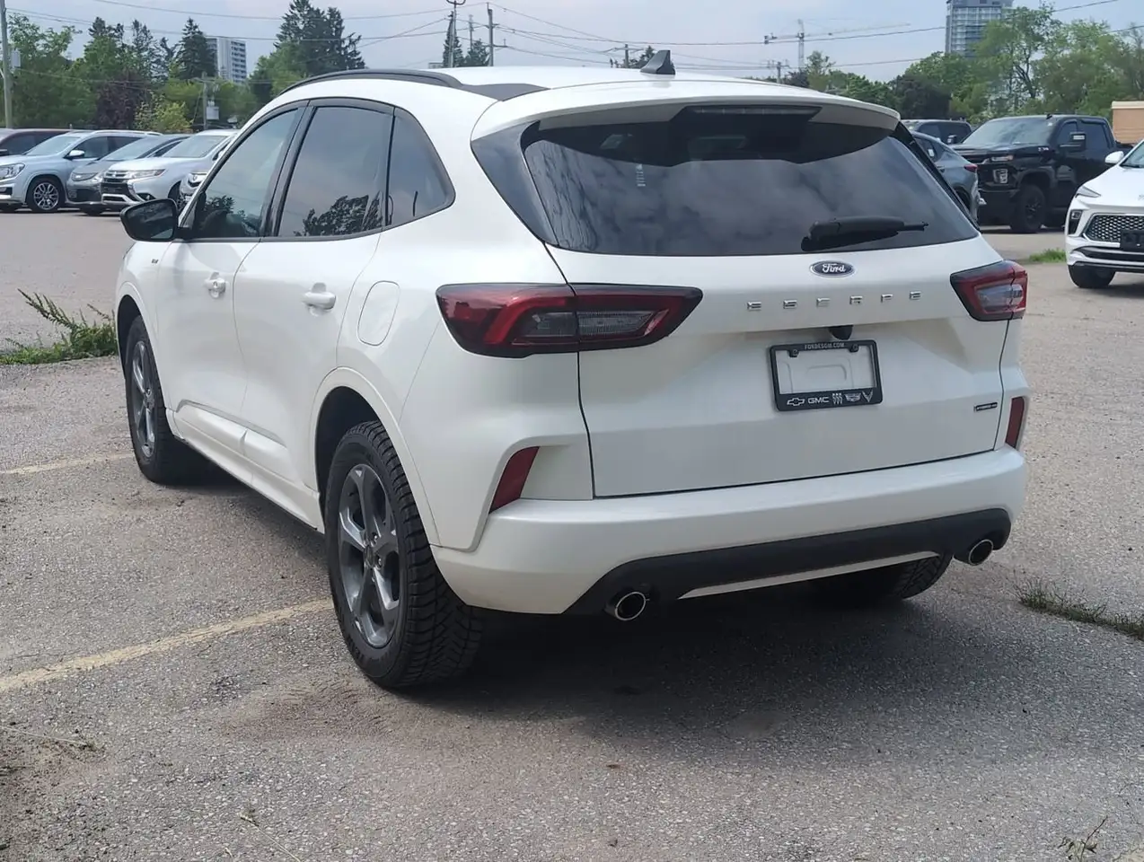Ford Escape снимка Ford Escape