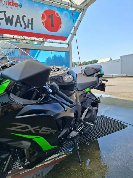 Kawasaki Ninja ZX-6R - foto 3