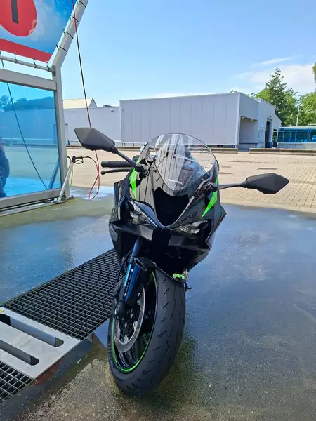 Kawasaki Ninja ZX-6R - foto 2
