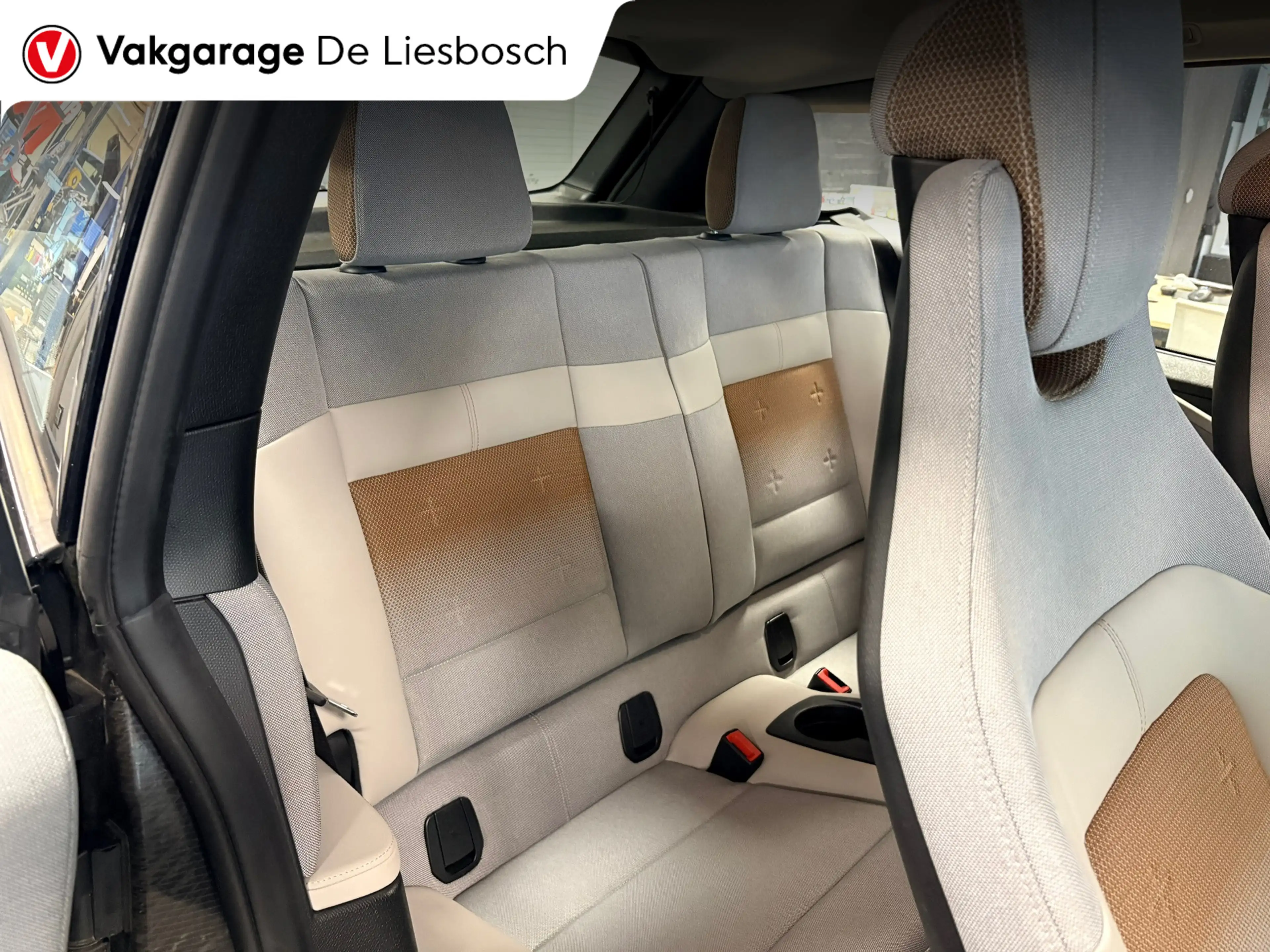 BMW i3 S 120Ah 42 kWh — photo 12