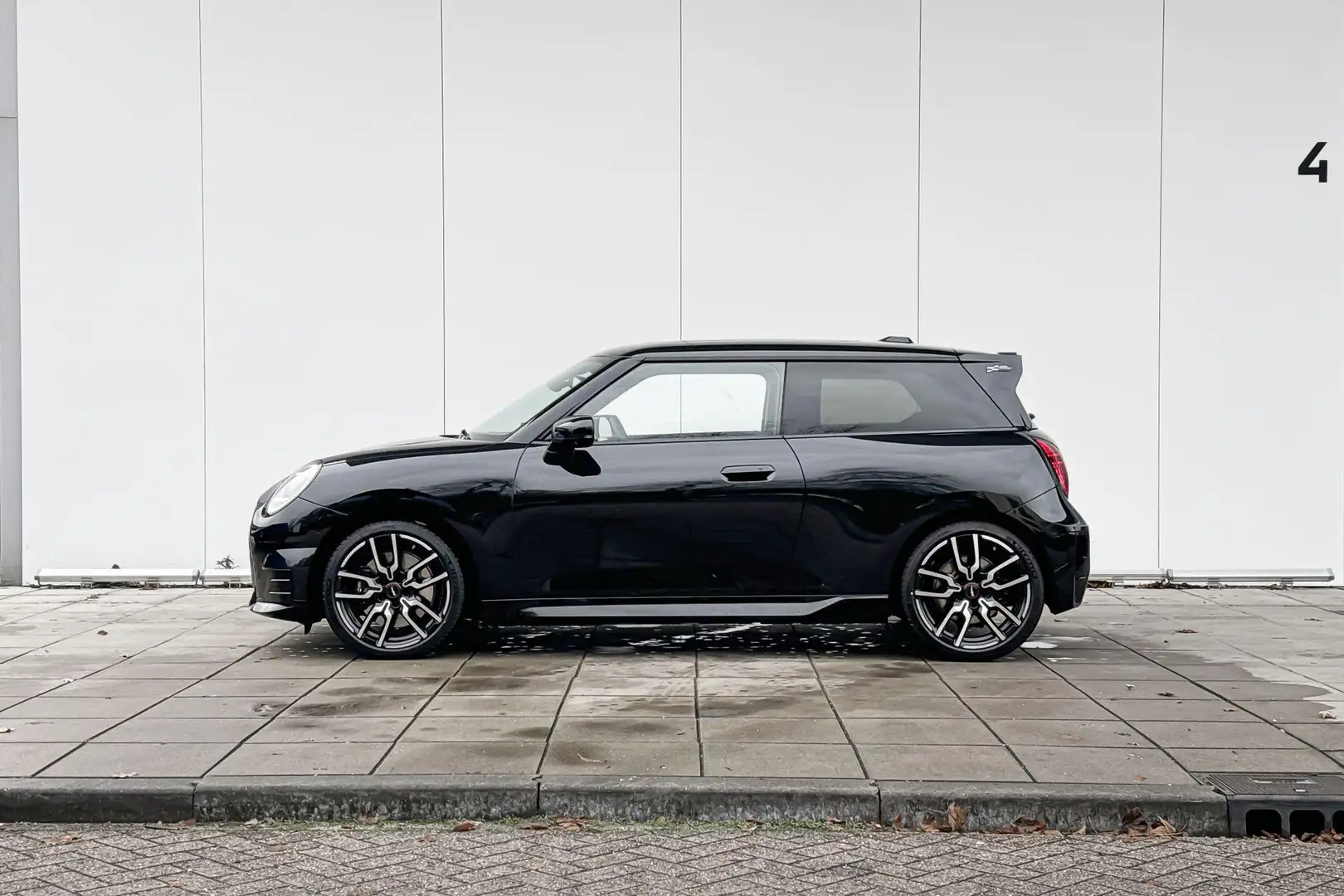 MINI John Cooper Works 3-deurs Electric E JCW | Pakket XL | Harman/Kardon Černá - 2