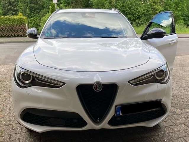 Imagine Alfa Romeo Stelvio Stelvio 2.0 Turbo 16V AT8-Q4 Veloce